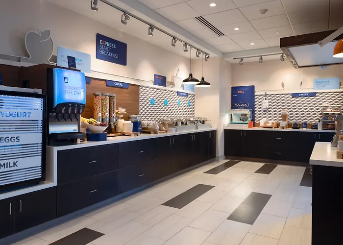 Express & - Downtown - Arts District By Ihg 3* Tulsa