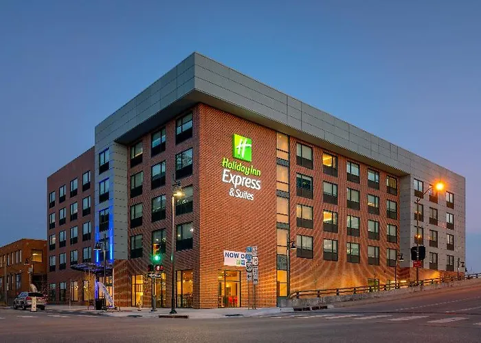 Express & - Downtown - Arts District By Ihg 3*